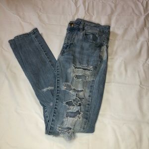 Hi-Rise Ripped Jeggings